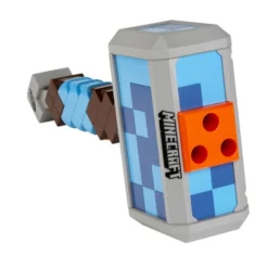 Titelseite 19 Hasbro Nerf - Minecraft - Stormlander Hammer